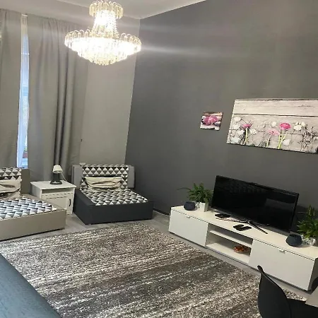 Real * Budapest