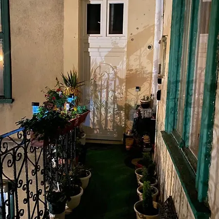 Apartment Real *